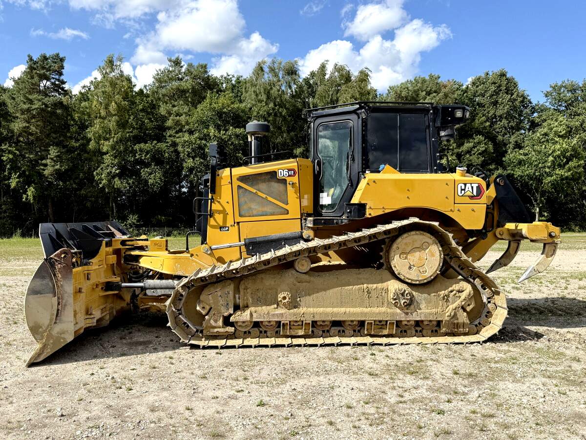bulldozer caterpillar d6xe lgp