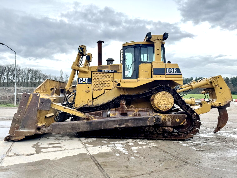 bulldozer caterpillar d9r
