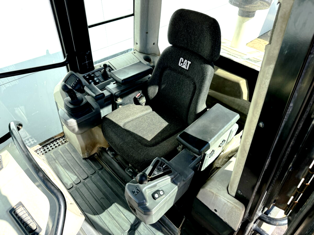 caterpillar 963d2