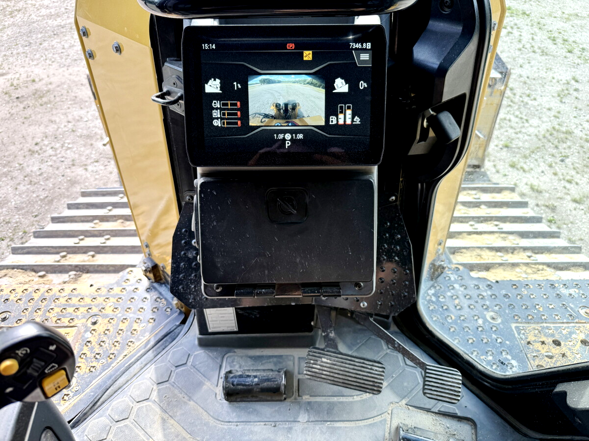 caterpillar d6xe lgp (3)