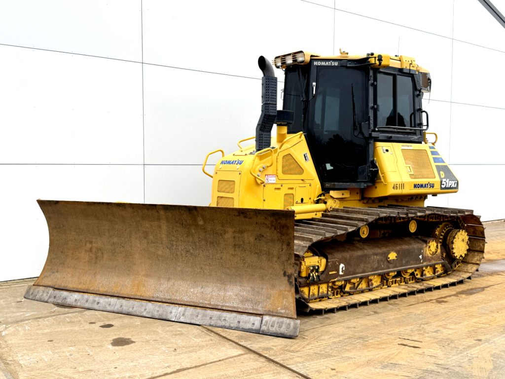 komatsu d51pxi 24 (2)