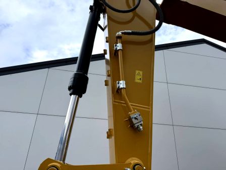 Pelleteuse pelleteuse caterpillar 330gc next gen
