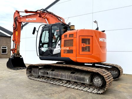 Pelleteuse pelleteuse hitachi zx225uslc 5b