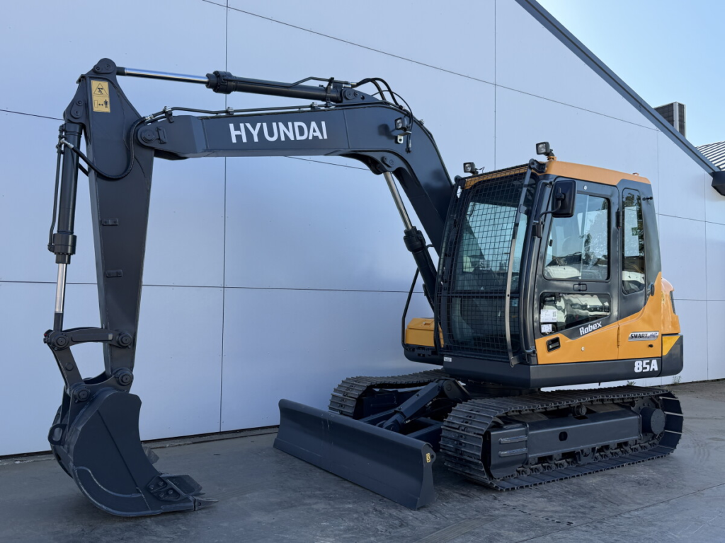 Pelleteuse pelleteuse hyundai r85a
